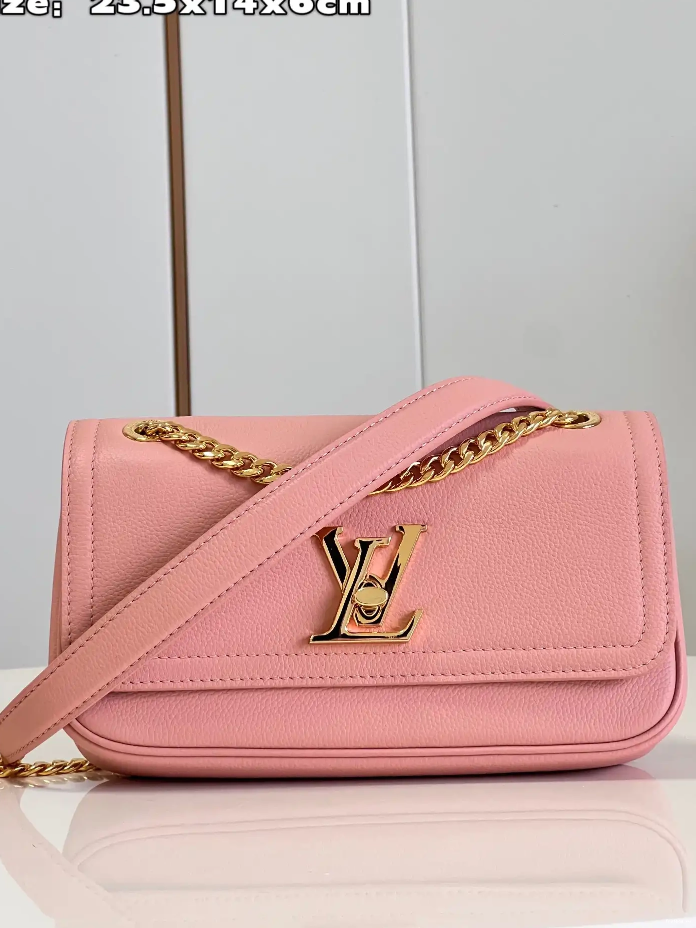 Frstbag ru TWIST-23.5*14*6 cm VUITTON LOUIS 0705